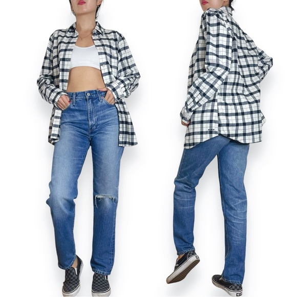 Filson Alaskan Guide Flannel Shacket in Cream/Black Size M - Picture 11 of 16